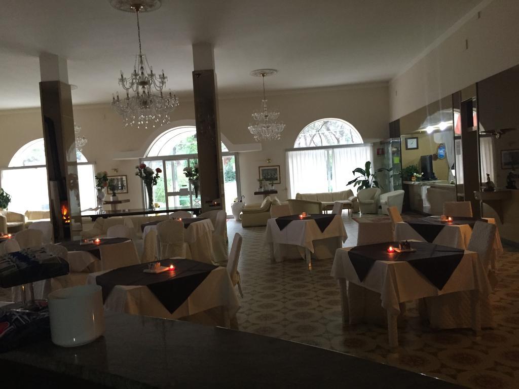 Eden Park Hotel Marina Di Pulsano Luaran gambar