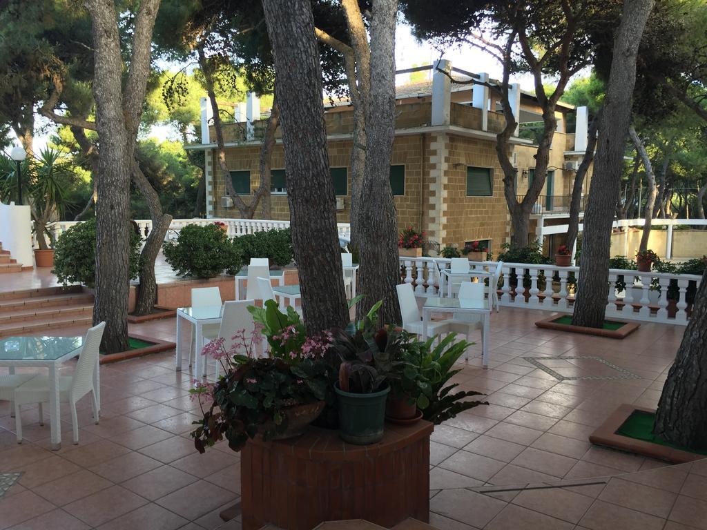 Eden Park Hotel Marina Di Pulsano Luaran gambar