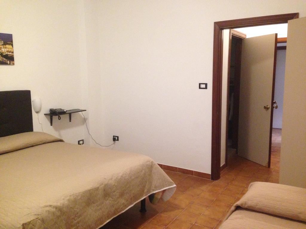 Eden Park Hotel Marina Di Pulsano Luaran gambar